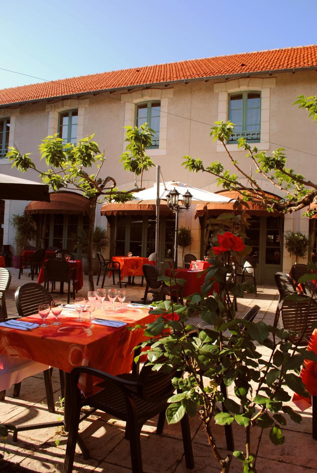 Logis Hostellerie Du Perigord Vert Brantôme Eksteriør bilde